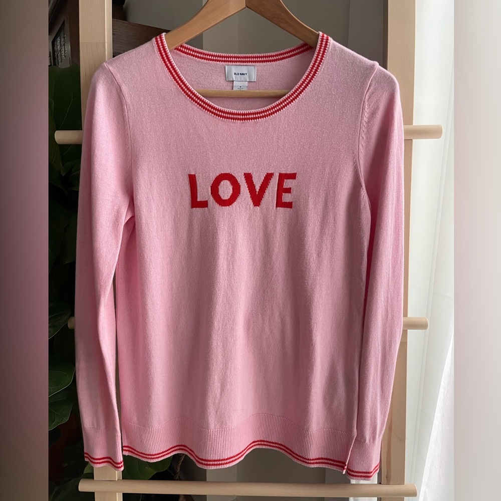 NEW “Love” lightweight sweater